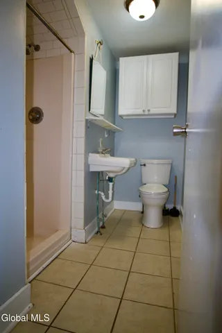 $210,000 | 44 Greenfield Lane, Hampton, NY 12837