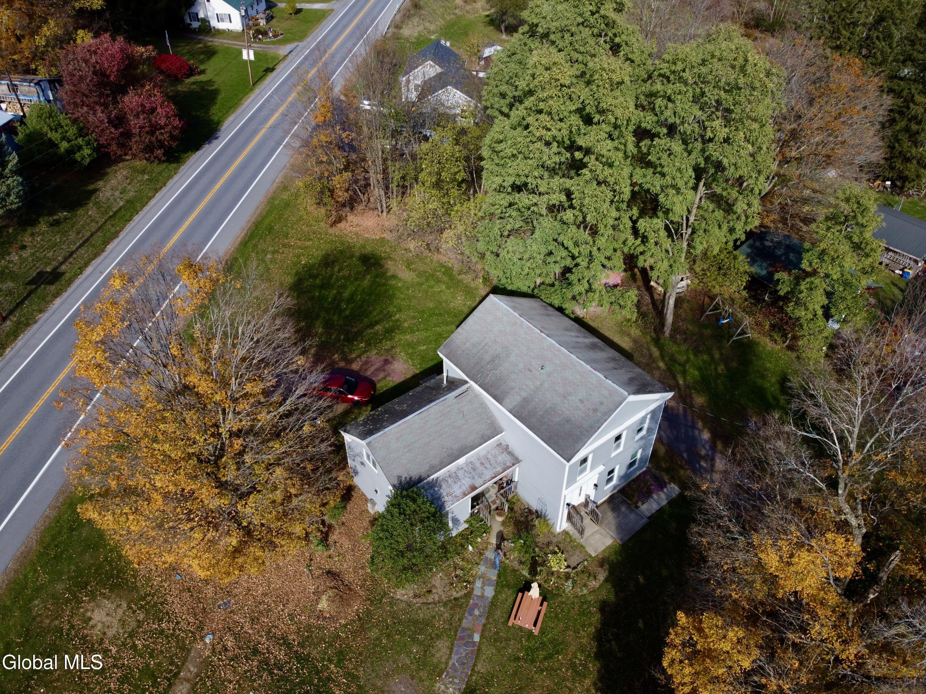 44 Greenfield Lane Hampton, NY 12837 - Photo 23 of 24 Drone