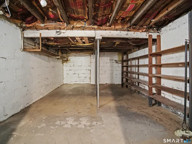 $279,000 | Undisclosed Address, Windsor Locks, CT 06096