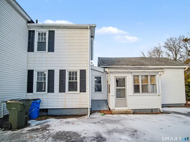 $279,000 | Undisclosed Address, Windsor Locks, CT 06096
