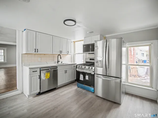 $279,000 | Undisclosed Address, Windsor Locks, CT 06096