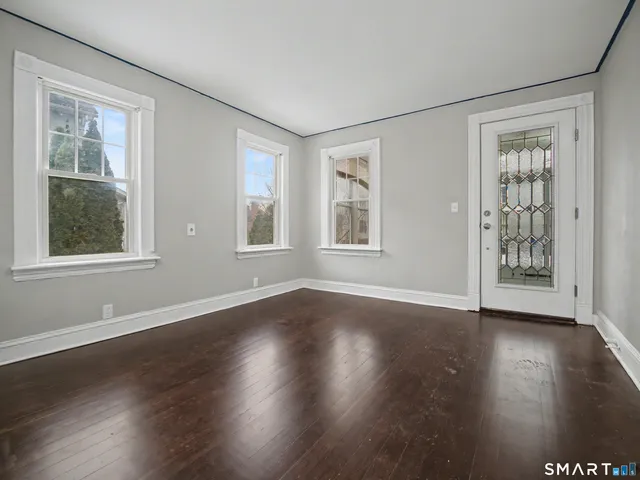 $279,000 | Undisclosed Address, Windsor Locks, CT 06096