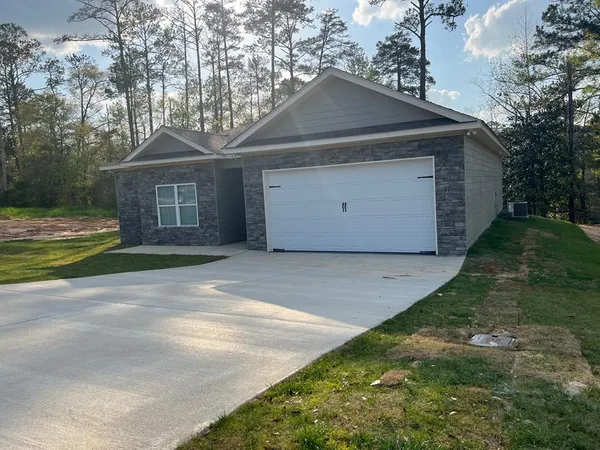 $279,900 | 113 Barefoot Bayou, Phenix City, AL 36869