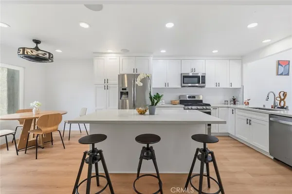 $1,899,000 | 7 Boone, Irvine, CA 92620
