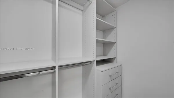 $4,872 | 555 Northeast 34th Street, Unit 2007, Miami, FL 33137