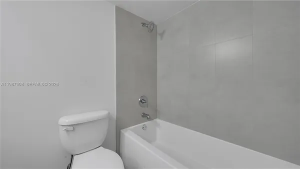 $4,872 | 555 Northeast 34th Street, Unit 2007, Miami, FL 33137