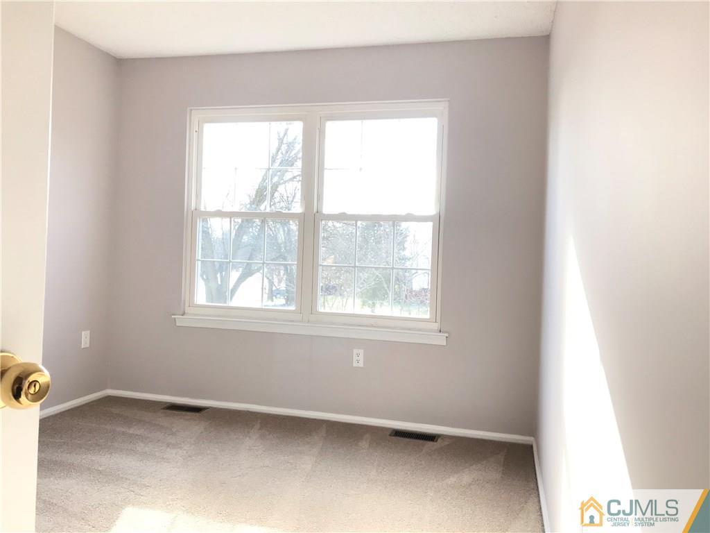 64 Rice Run East Brunswick, NJ 08816 - Photo 15 of 21 Gallery Image 15