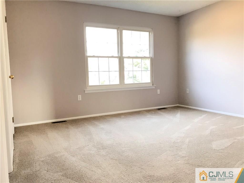 64 Rice Run East Brunswick, NJ 08816 - Photo 10 of 21 Gallery Image 10