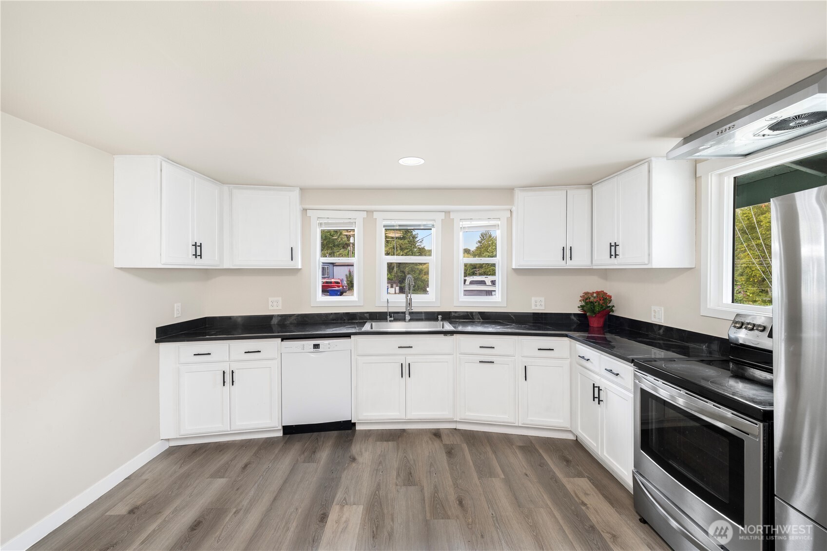 16405 Maple Valley Highway, Unit 47 Renton, WA 98058 - Photo 4 of 16 Gallery Image 4