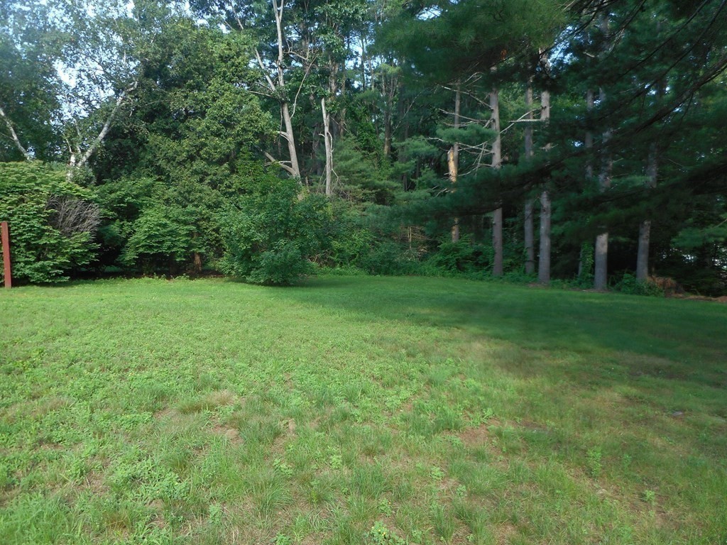 169 City View Road Westfield, MA 01085 - Photo 10 of 32 Gallery Image 10