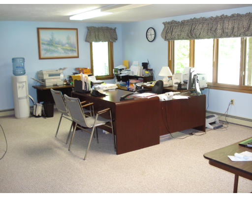 117 Tamarack Road Westwood, MA 02090 - Photo 17 of 19 Gallery Image 17