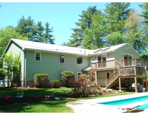 117 Tamarack Road Westwood, MA 02090 - Photo 3 of 19 Gallery Image 3