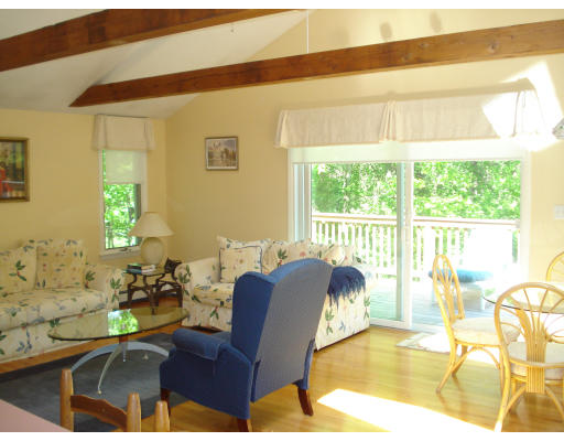 117 Tamarack Road Westwood, MA 02090 - Photo 4 of 19 Gallery Image 4