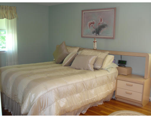 117 Tamarack Road Westwood, MA 02090 - Photo 9 of 19 Gallery Image 9