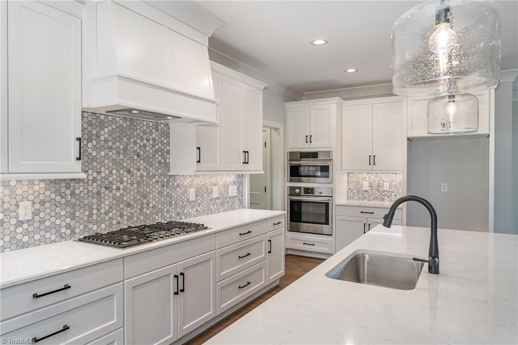 7604 Skippers Trace Oak Ridge, NC 27310 - Photo 11 of 40