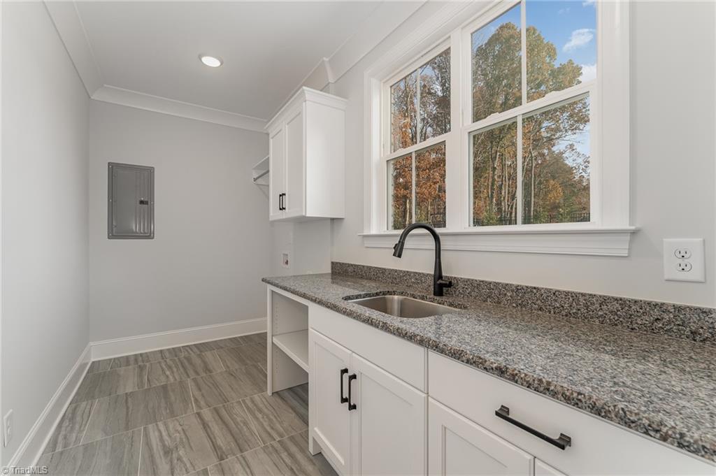 7604 Skippers Trace Oak Ridge, NC 27310 - Photo 17 of 40