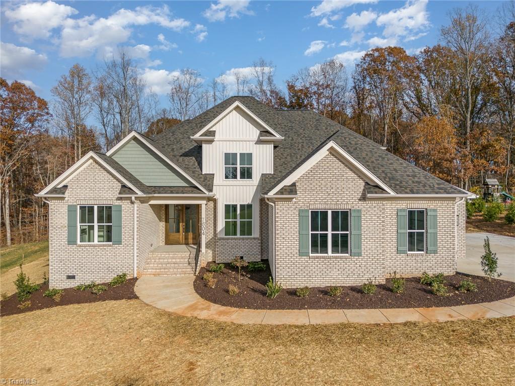 7604 Skippers Trace Oak Ridge, NC 27310 - Photo 2 of 40
