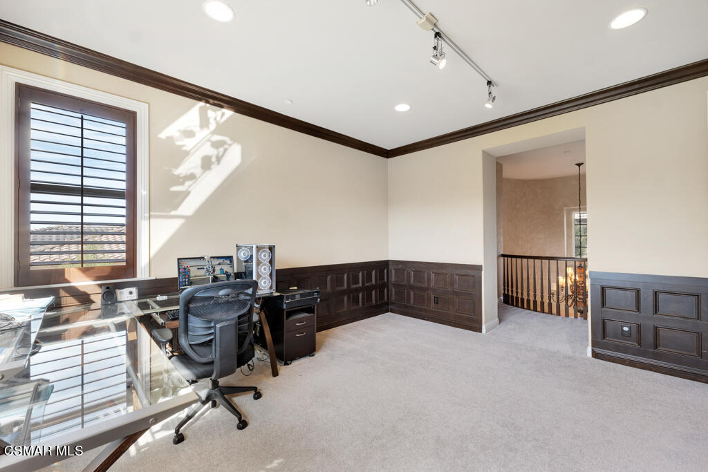 5416 Calarosa Ranch Road Camarillo, CA 93012 - Photo 32 of 59 5416 Calarosa Ranch Rd - HsHProd-53