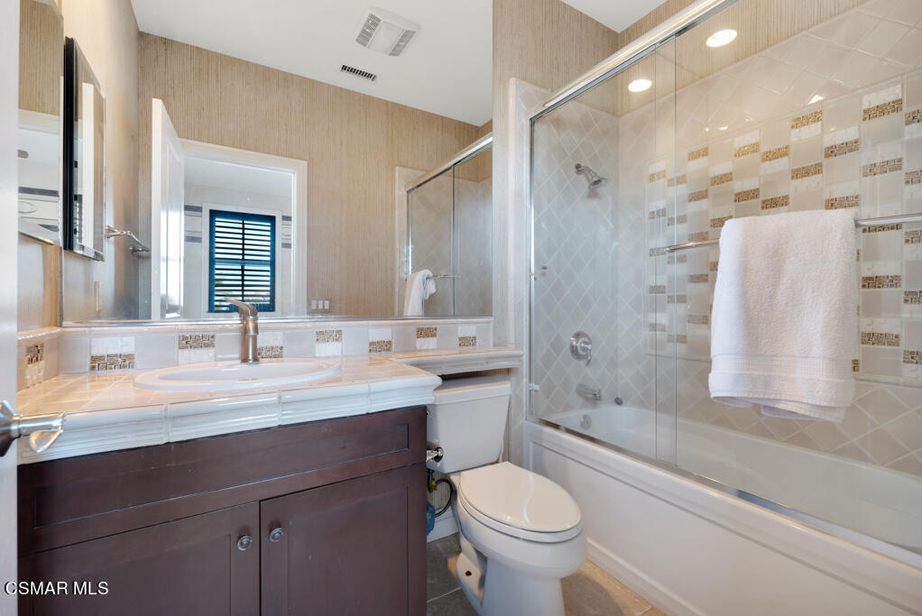 5416 Calarosa Ranch Road Camarillo, CA 93012 - Photo 41 of 59 5416 Calarosa Ranch Rd - HsHProd-47