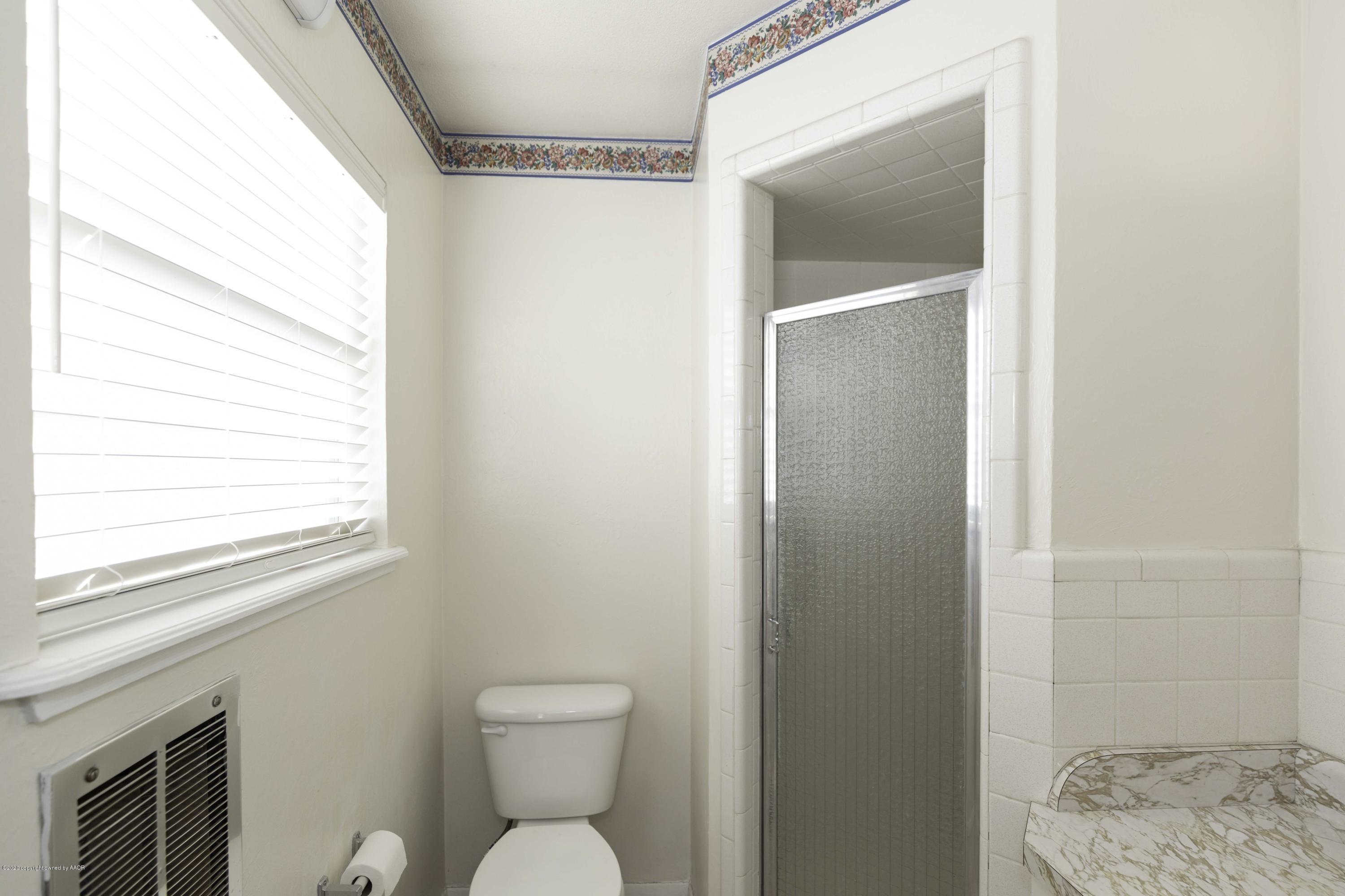 5124 Royce Drive Amarillo, TX 79110 - Photo 14 of 40 BATHROOM 2 VIEW 2