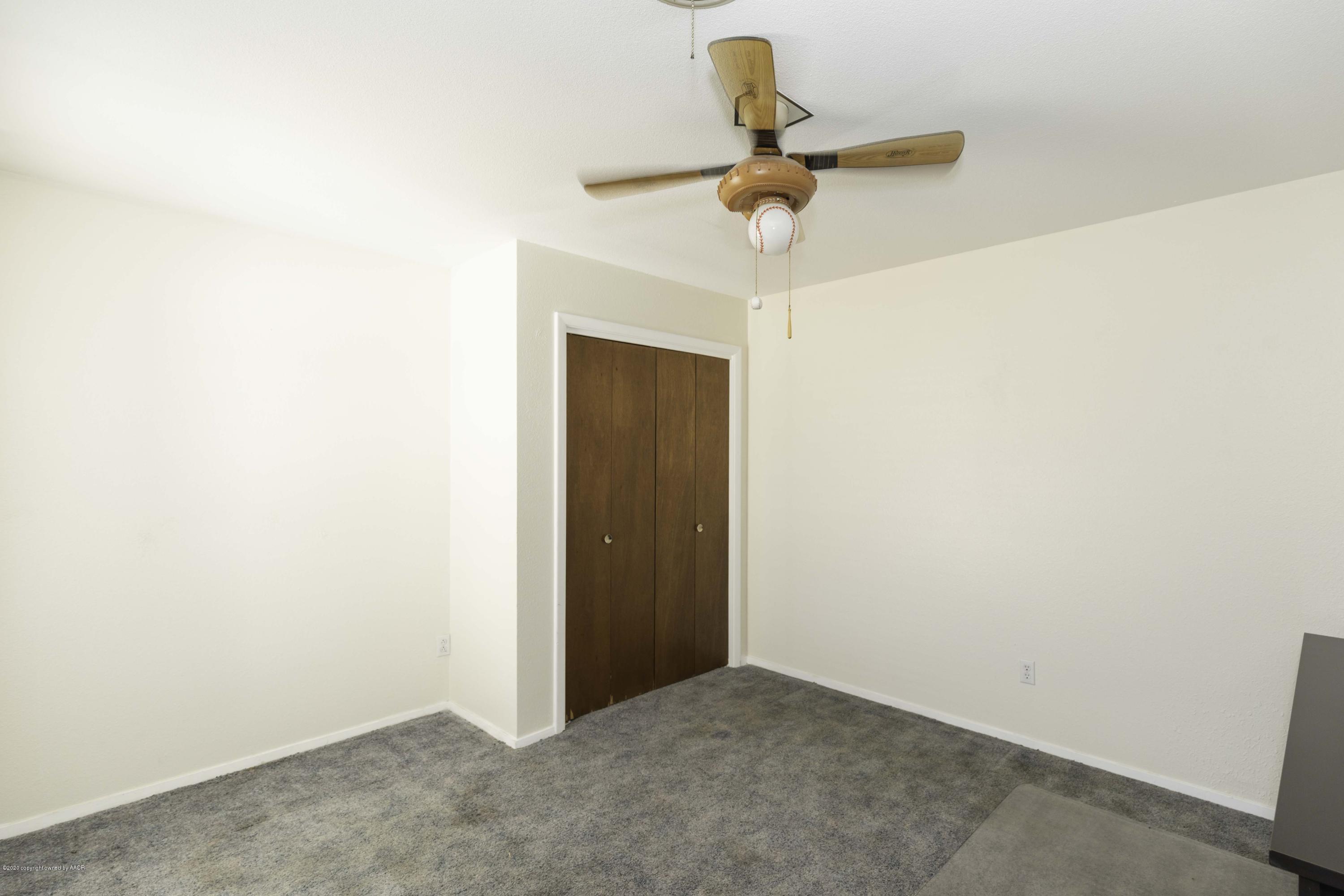 5124 Royce Drive Amarillo, TX 79110 - Photo 20 of 40 BEDROOM 3 VIEW 1