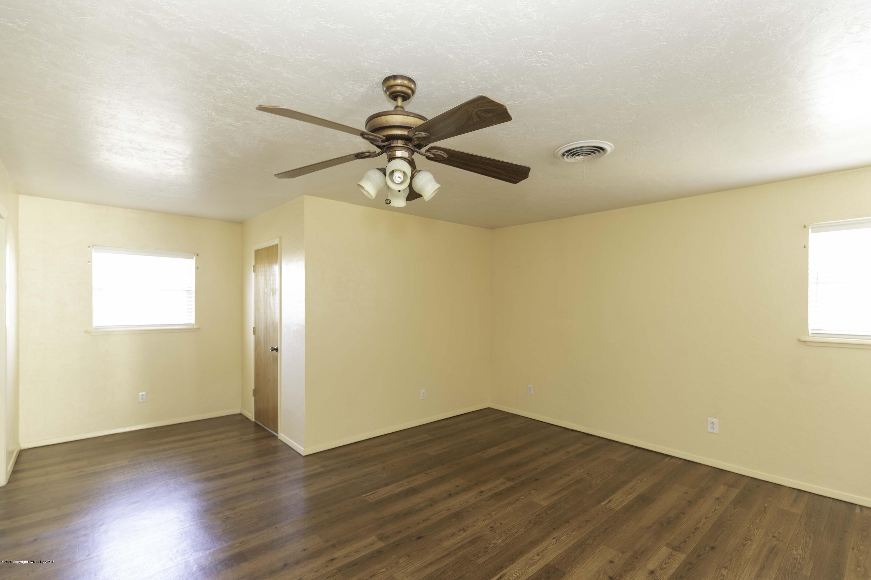 5124 Royce Drive Amarillo, TX 79110 - Photo 27 of 40 MASTER VIEW 1