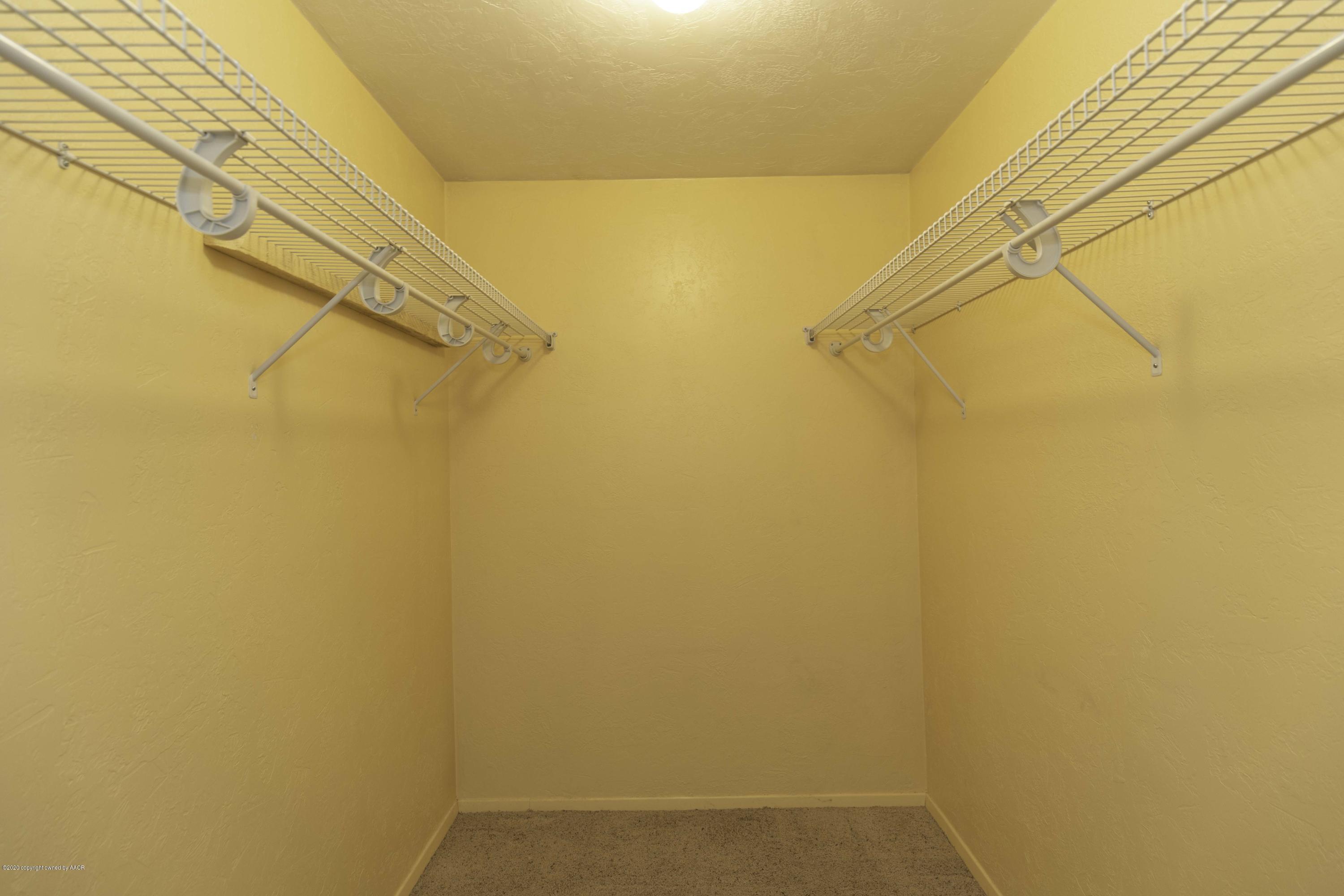 5124 Royce Drive Amarillo, TX 79110 - Photo 30 of 40 MASTER CLOSET