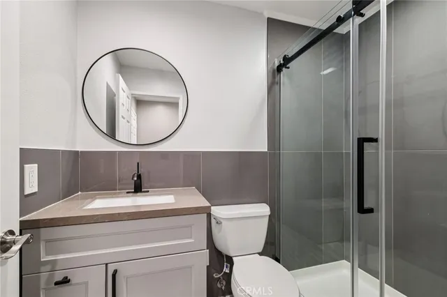 $650,000 | 409 Burchett Street, Unit 210, Glendale, CA 91203