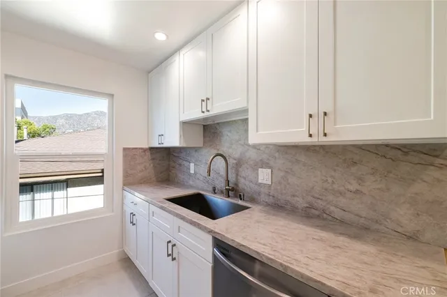 $650,000 | 409 Burchett Street, Unit 210, Glendale, CA 91203