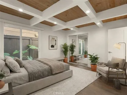 $2,645,000 | 327 62nd Street, Newport Beach, CA 92663