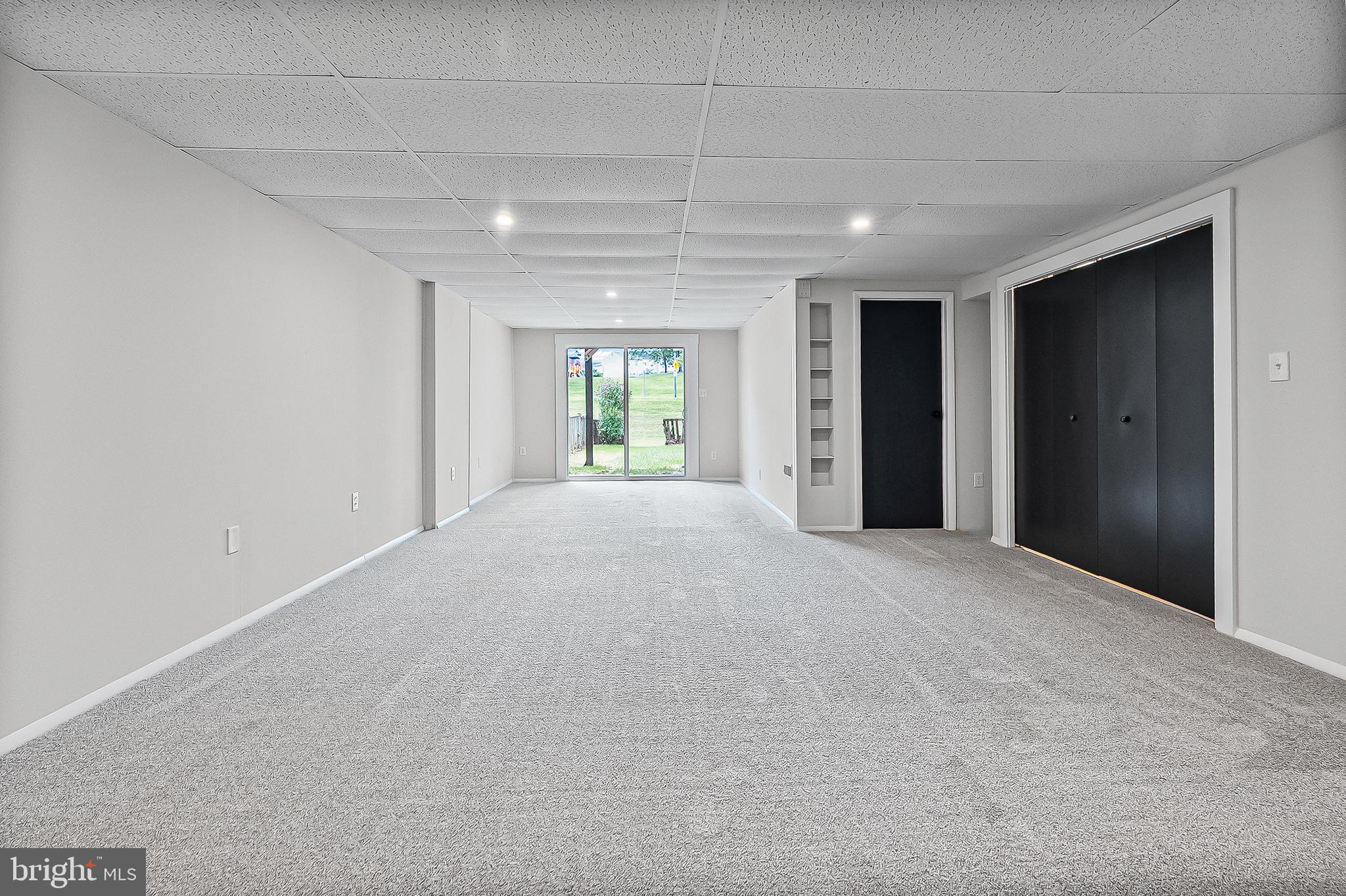 909 Olive Branch Court Edgewood, MD 21040 - Photo 28 of 36 a view of an empty room with a window