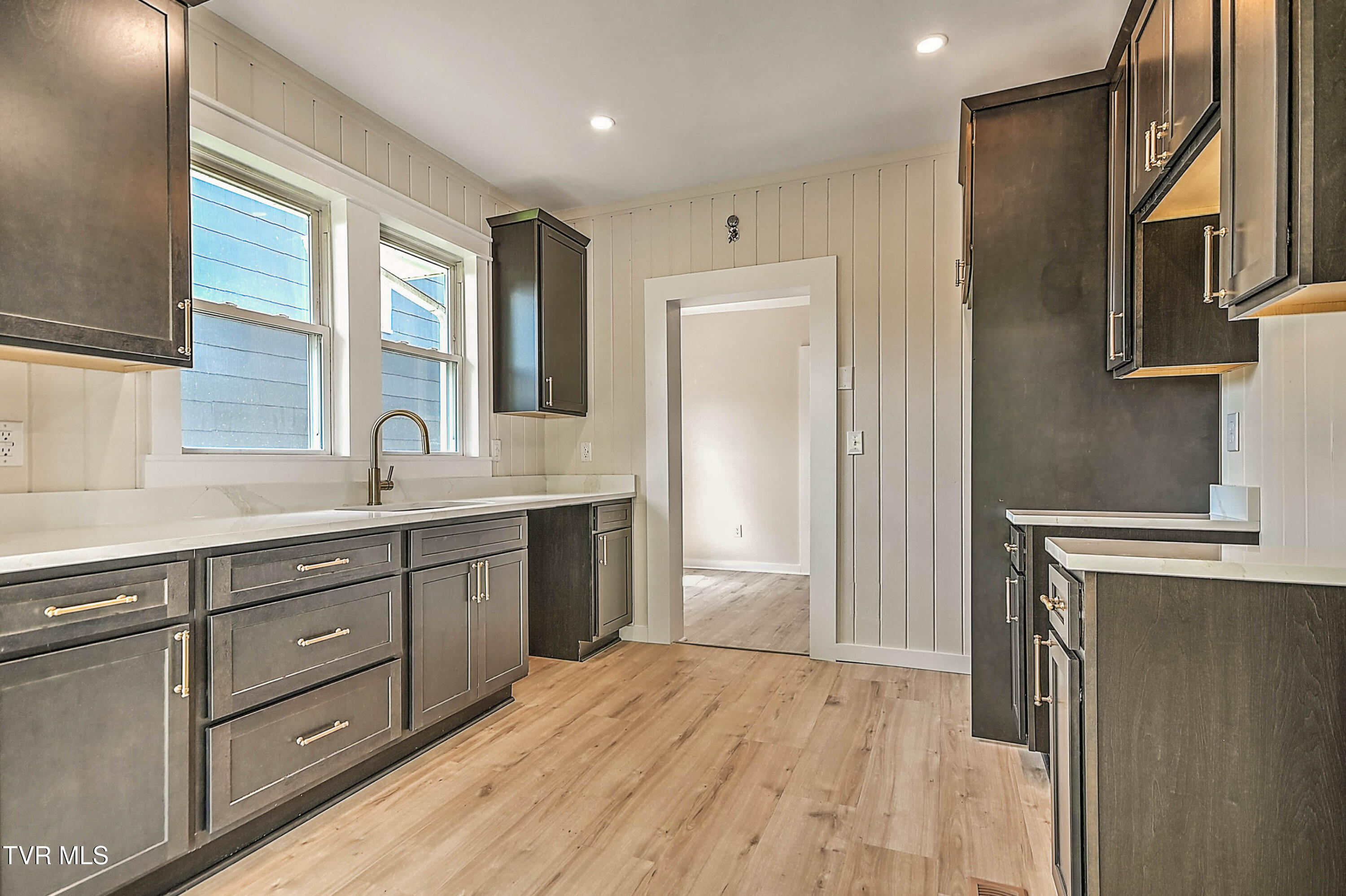 617 Prince Street Bristol, VA 24201 - Photo 19 of 40 617 Prince LG-23