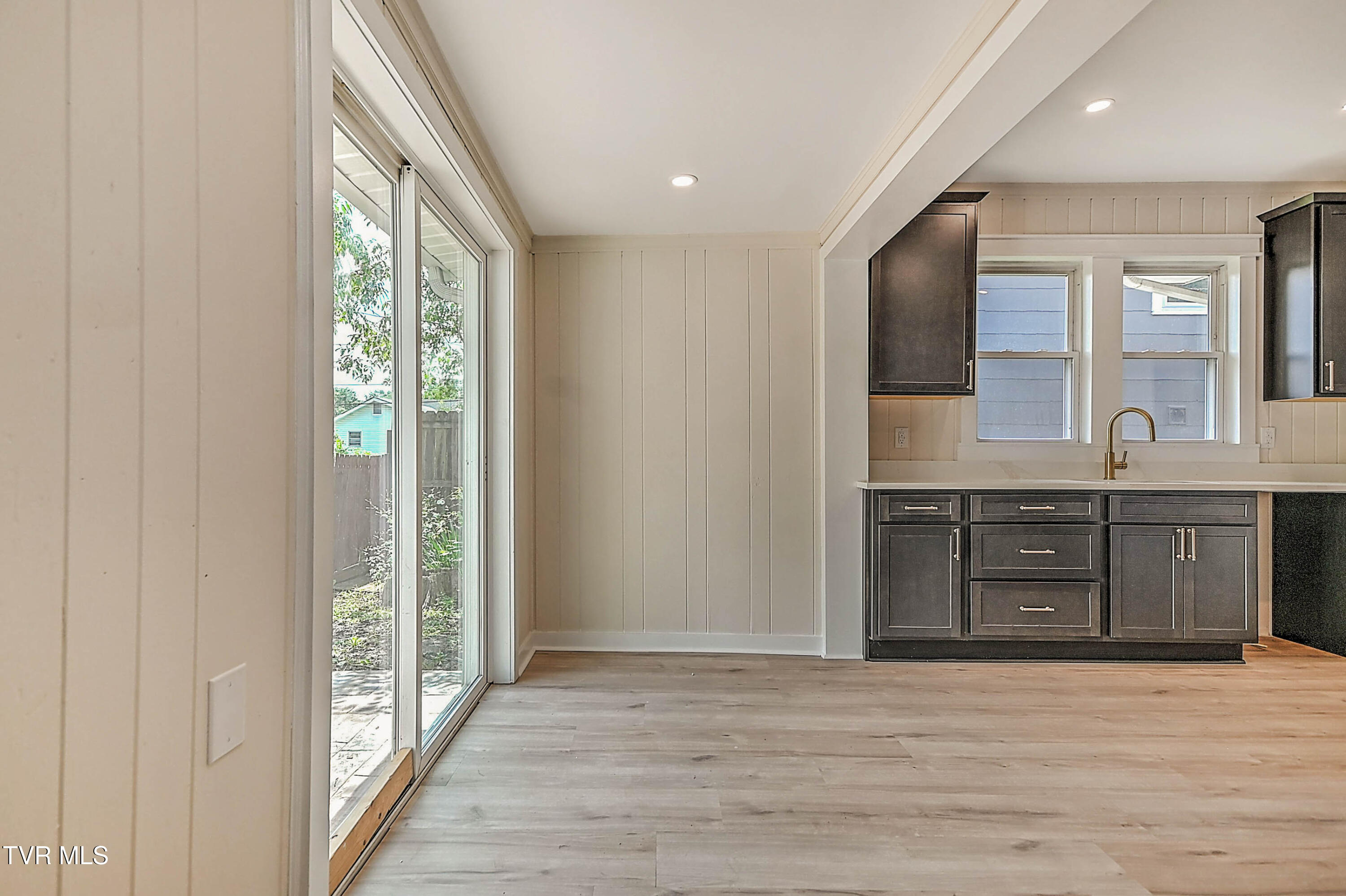 617 Prince Street Bristol, VA 24201 - Photo 20 of 40 617 Prince LG-24