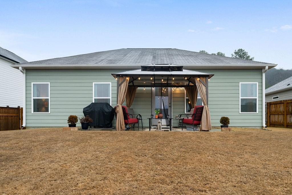 17 Brooke Court Southeast Rome, GA 30161 - Photo 26 of 32 a view of group of people in front of house