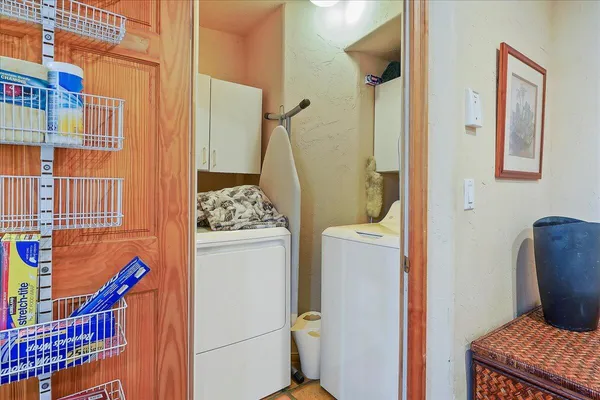 a view of utility room