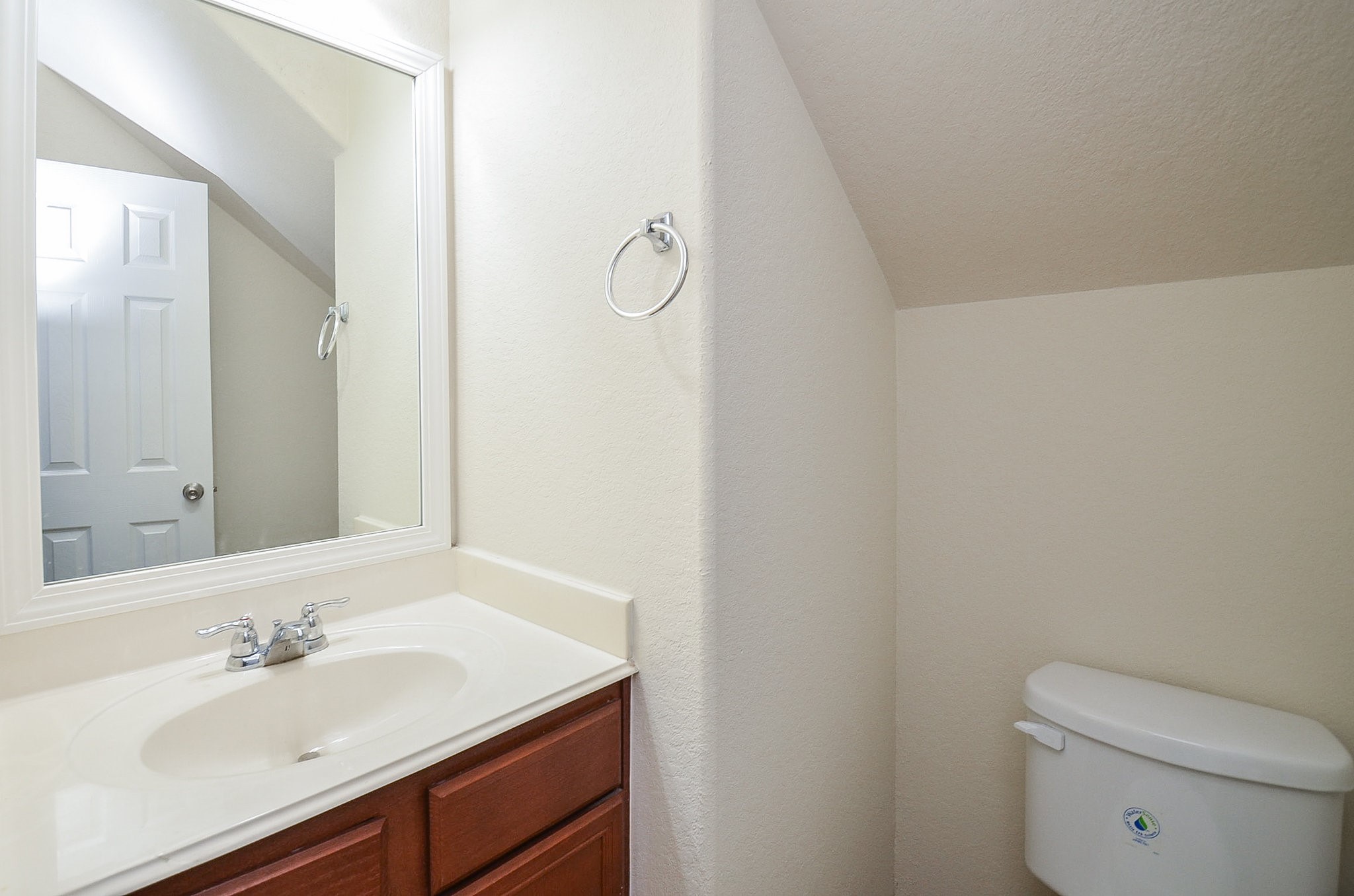 3010 Country Clearing Lane Rosenberg, TX 77471 - Photo 11 of 21 a bathroom with a sink toilet and mirror