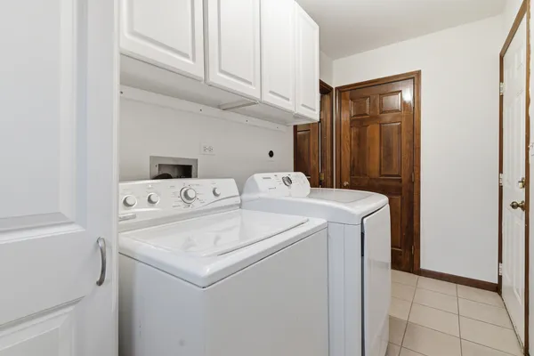 $595,000 | 1889 Winkler Court, Lisle, IL 60532