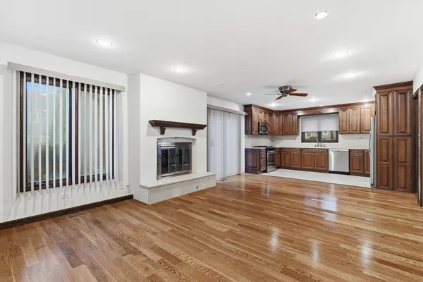 $595,000 | 1889 Winkler Court, Lisle, IL 60532