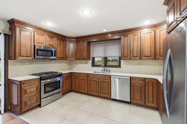 $595,000 | 1889 Winkler Court, Lisle, IL 60532