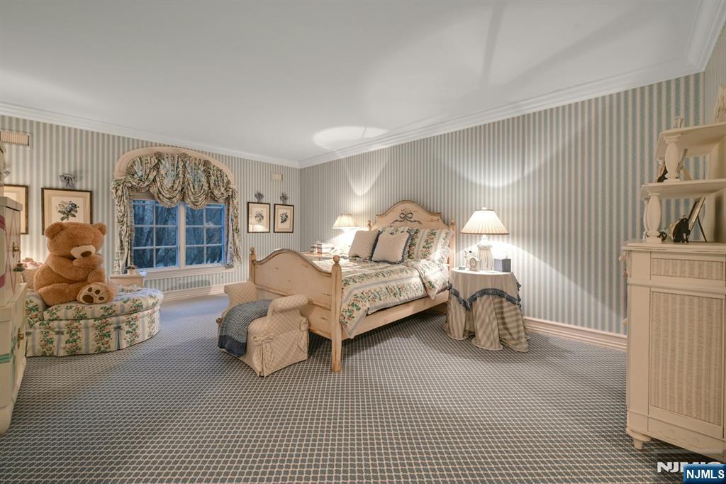 86 Fox Hedge Road Saddle River, NJ 07458 - Photo 27 of 44
