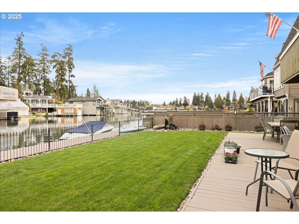 781 North Shr Road Lake Oswego, OR 97034 - Photo 26 of 37 Gallery Image 26