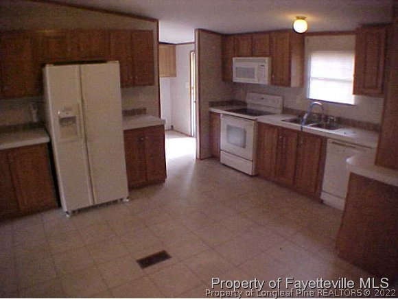 818 Cameron Hill Road Cameron, NC 28326 - Photo 3 of 7 Gallery Image 3