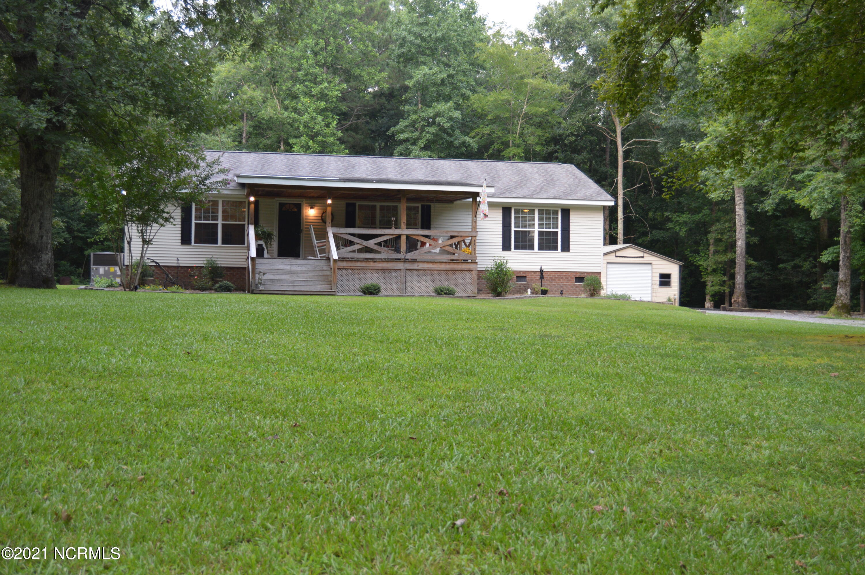 465 Keysville Road Washington, NC 27889 - Photo 2 of 66 DSC_0112