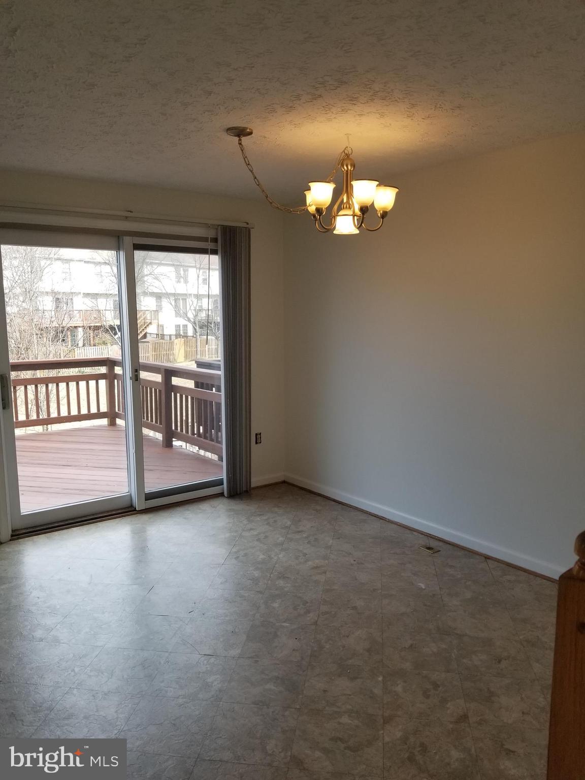 2491 Warm Spring Way Odenton, MD 21113 - Photo 14 of 29 Dining area