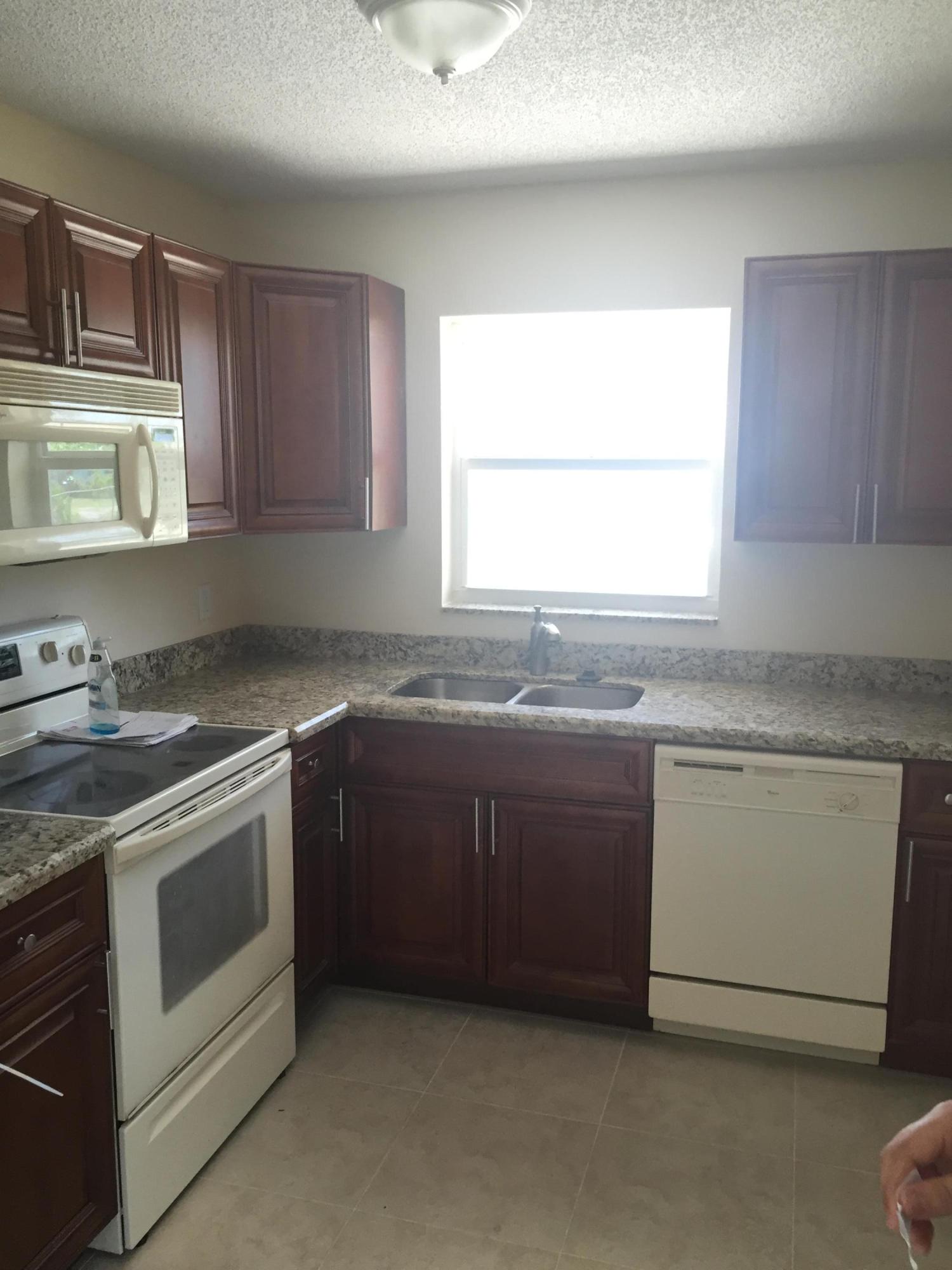 315 Northwest 2nd Avenue Delray Beach, FL 33444 - Photo 8 of 33 20160506_164924775_iOS