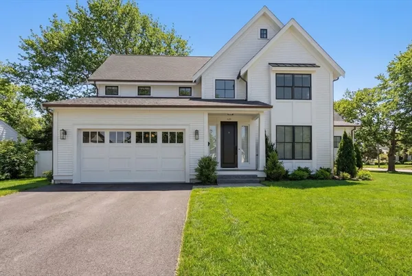 $3,195,000 | 620 High Rock Street, Needham, MA 02492