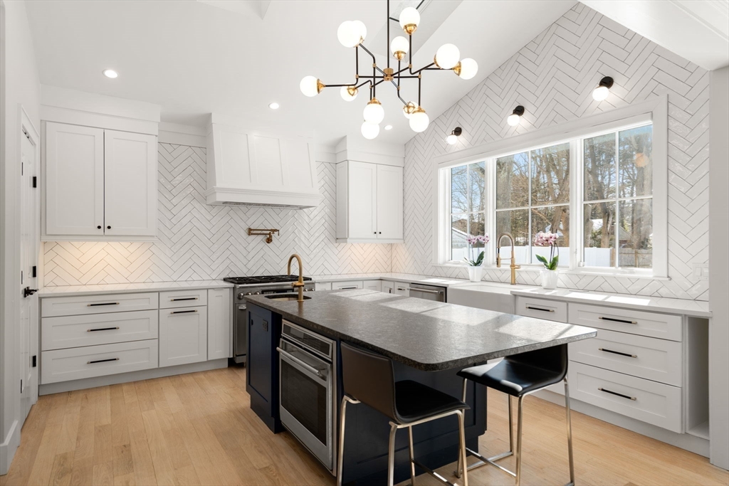 620 High Rock Street Needham, MA 02492 - Photo 15 of 41