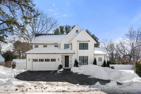 $3,195,000 | 620 High Rock Street, Needham, MA 02492