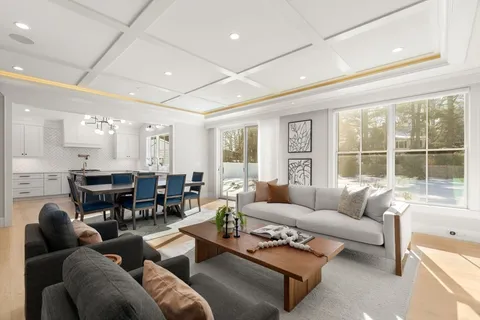 $3,195,000 | 620 High Rock Street, Needham, MA 02492