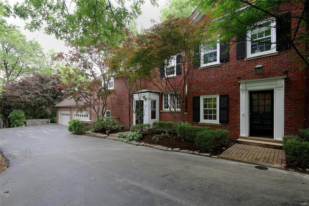 28 Dromara Road Ladue, MO 63124 - Photo 14 of 17 Gallery Image 14